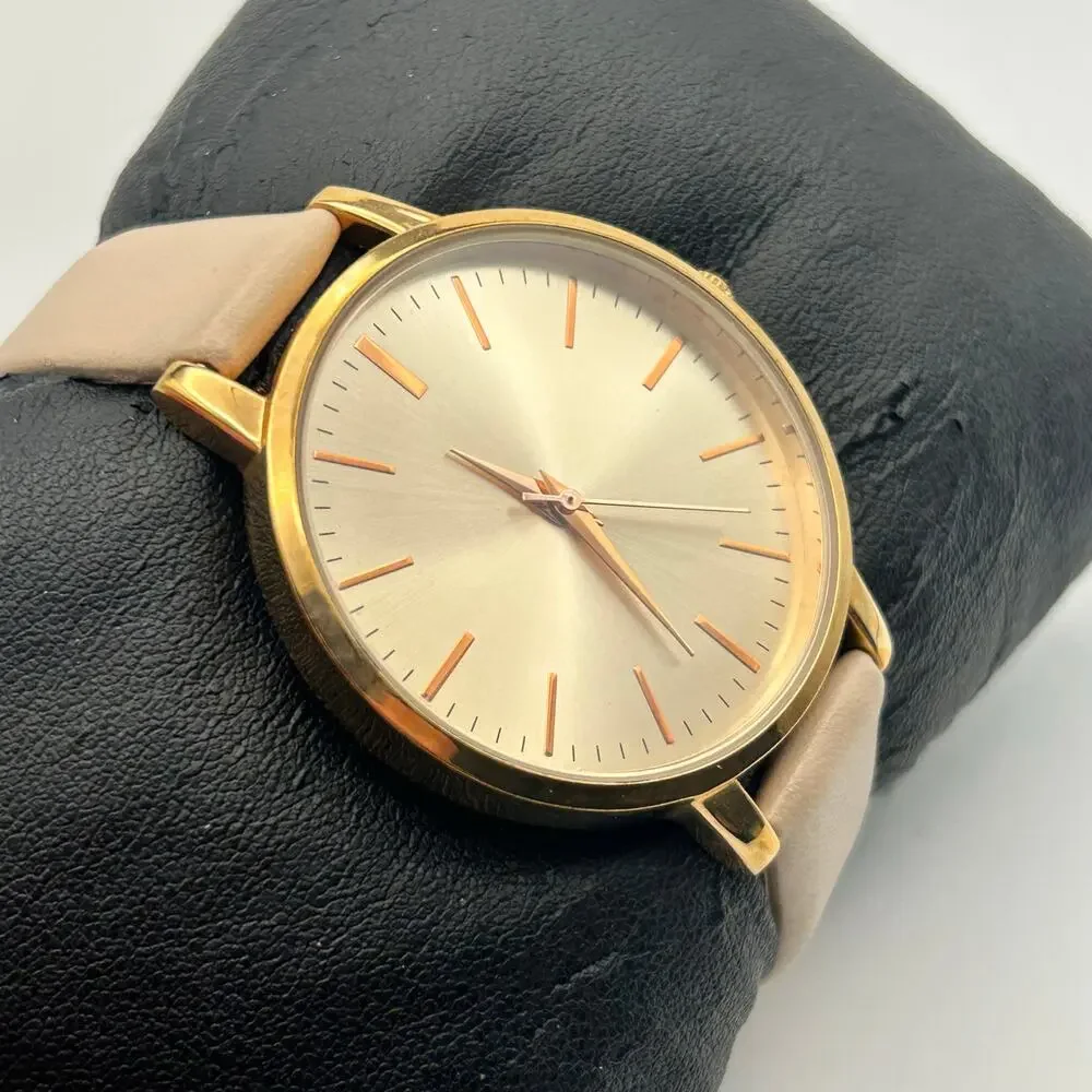 H&M Women’s Rose Gold Minimalist Watch Working New Battery